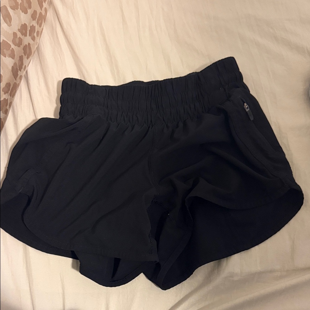 Lululemon hotty hot high rise shorts black